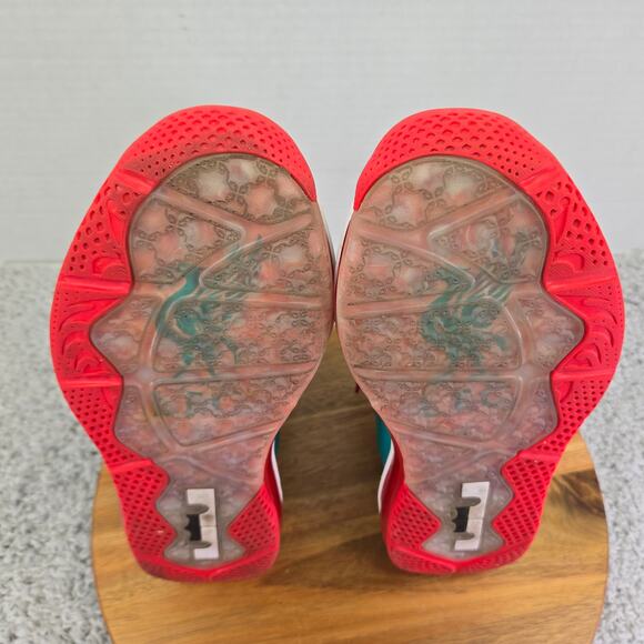 Nike LeBron 9 Low Reverse Liverpool Athletic Basketball Shoe Mens 7.5 DQ6400-300 - Picture 10 of 13